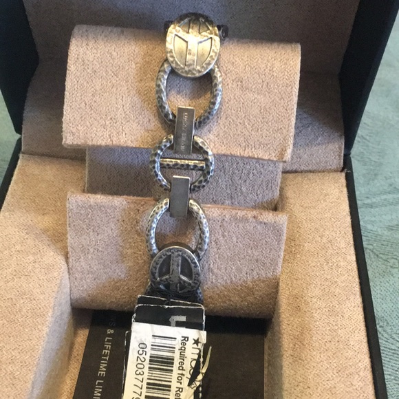 Lucky Brand Peace/Love Watch NEW UniSex adjustable a Beautiful & hip Timepiece. - Picture 2 of 8